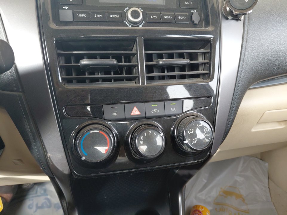 Toyota Yaris SD Y  2021 image