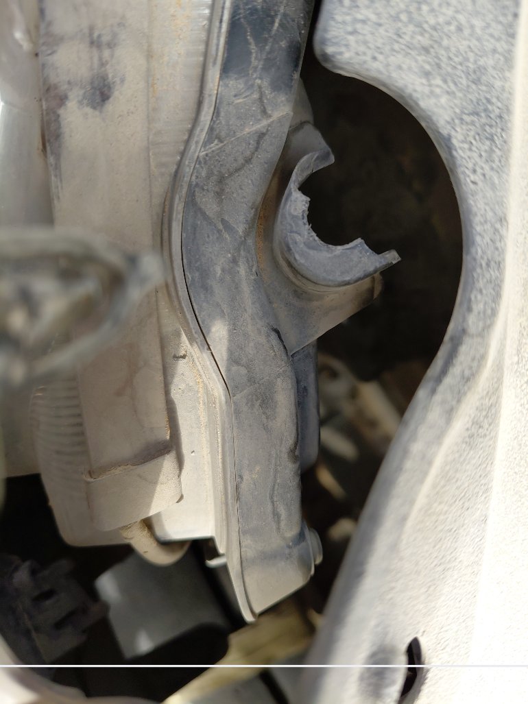 تويوتا يارس SD Y 2022 image