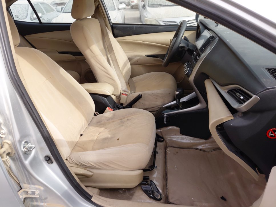 Toyota Yaris SD Y 2018 image