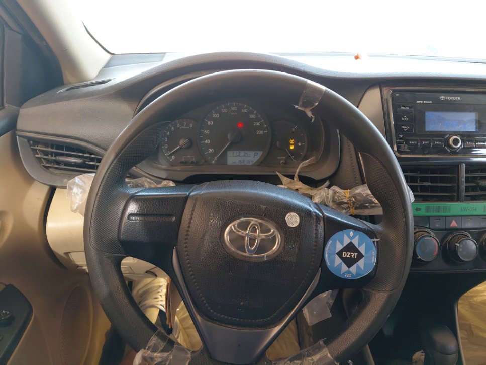 تويوتا يارس SD Y FLT 2022 image