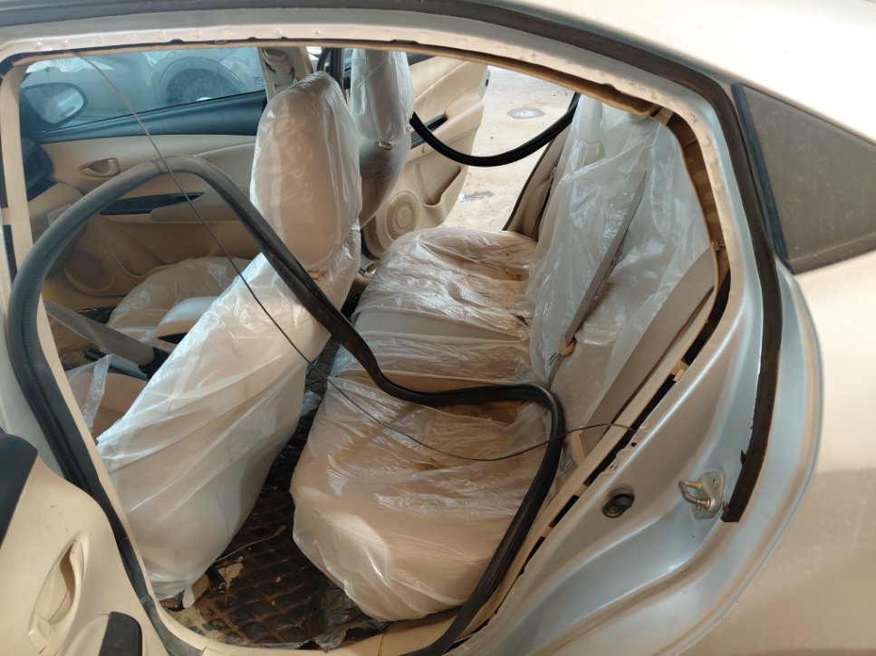 تويوتا يارس SD Y FLT 2022 image