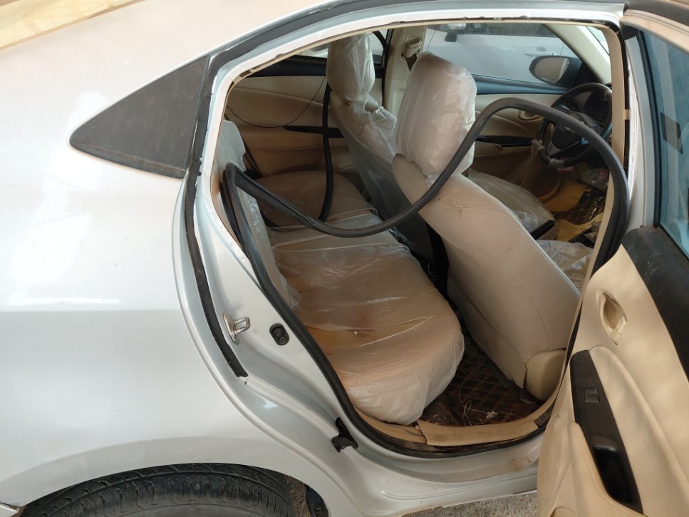 تويوتا يارس SD Y FLT 2022 image