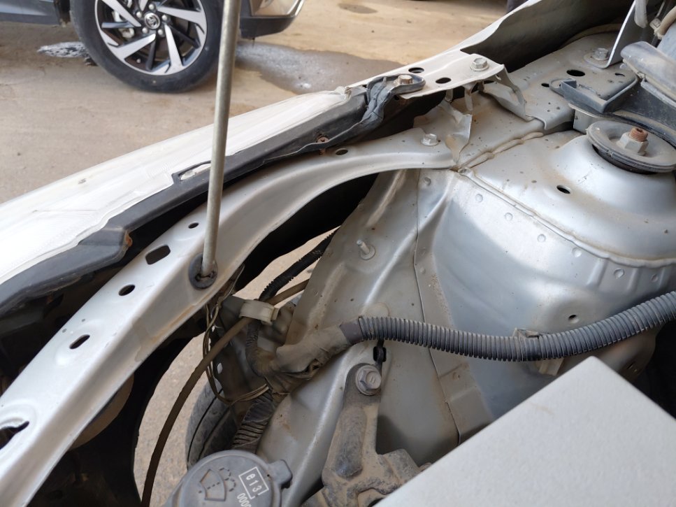 تويوتا يارس SD Y FLT 2022 image