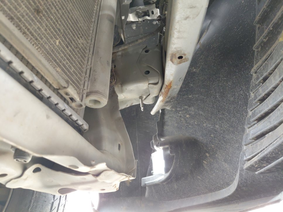 تويوتا يارس SD Y FLT 2022 image