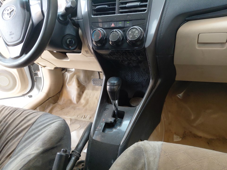 تويوتا يارس SD Y 2021 image