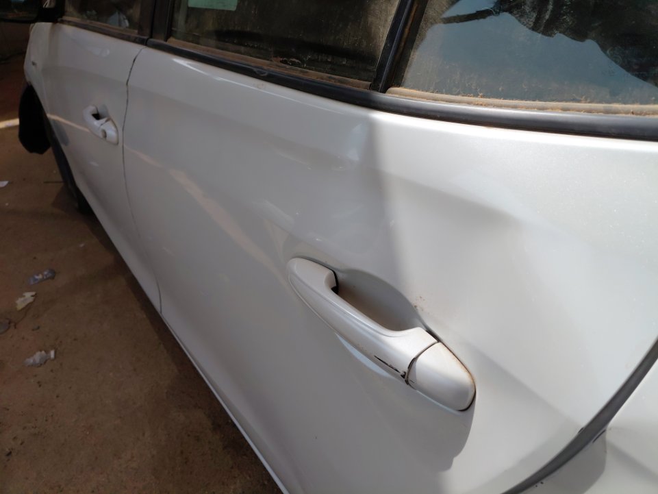 تويوتا يارس SD Y 2021 image