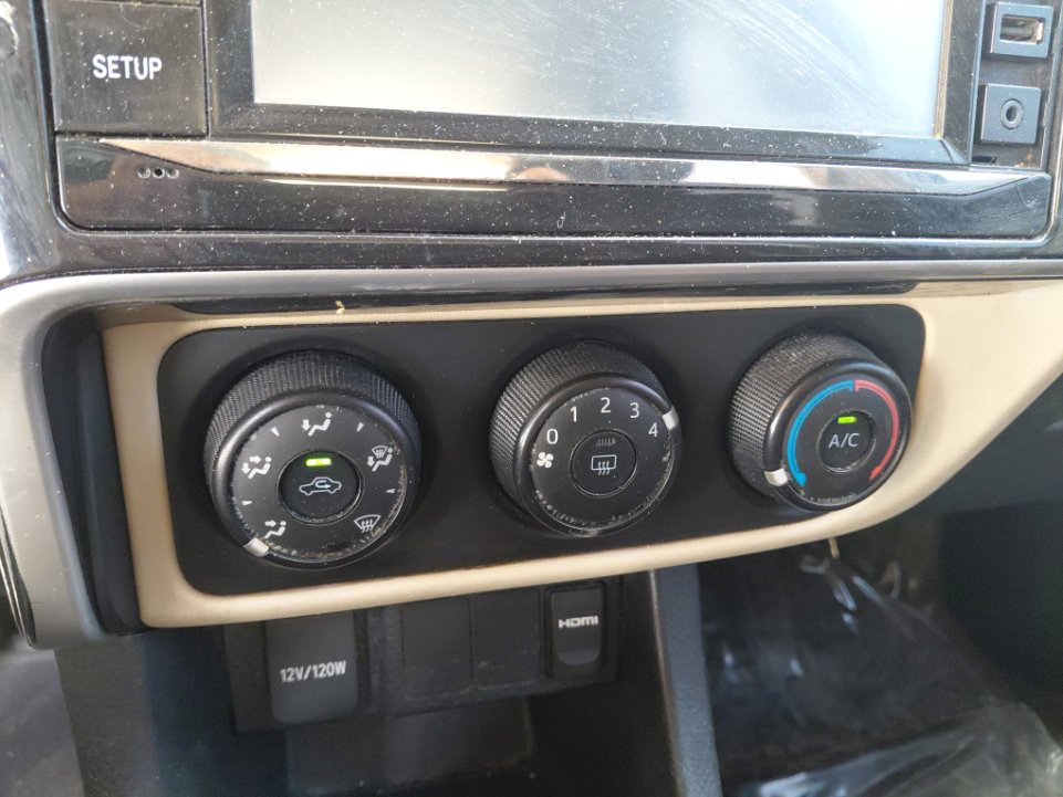 تويوتا كورولا XLI EXECUTIVE M/R 2019 image