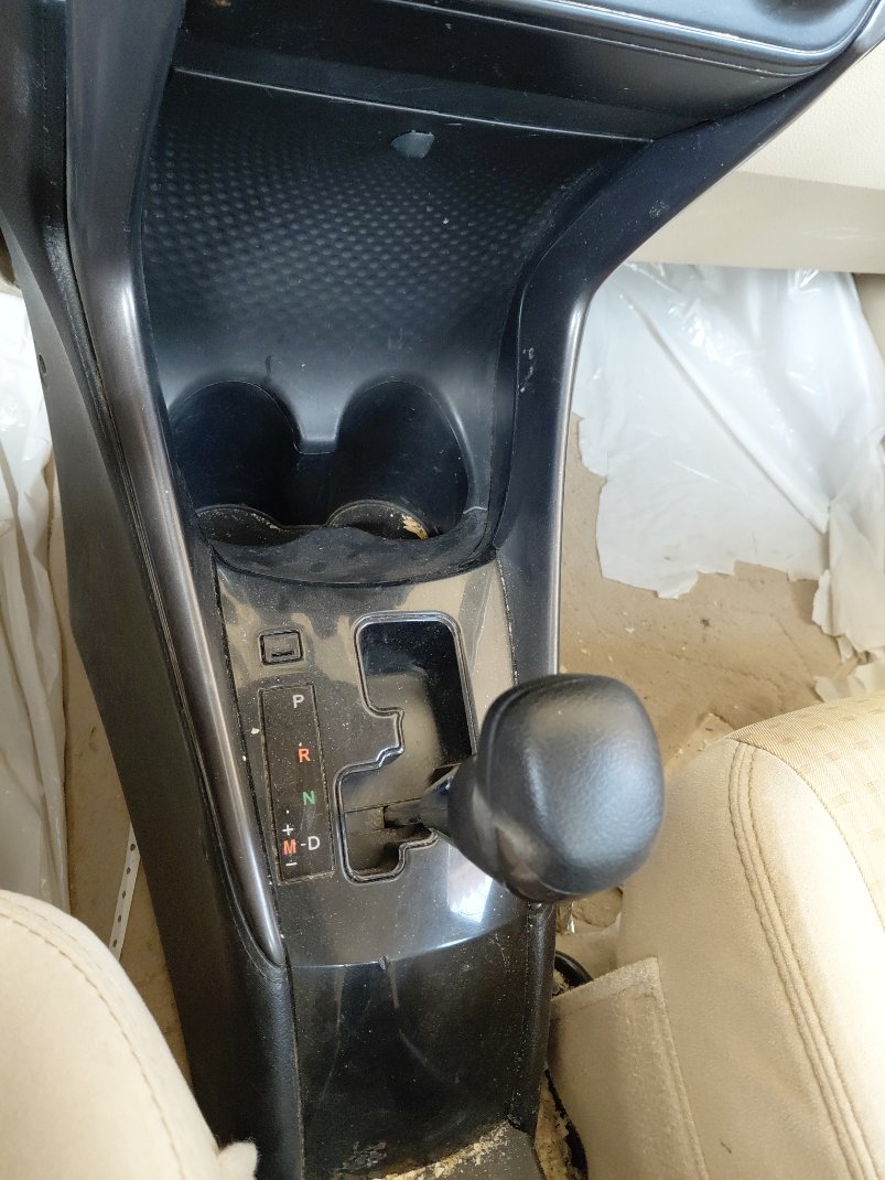 تويوتا يارس SD Y 2021 image