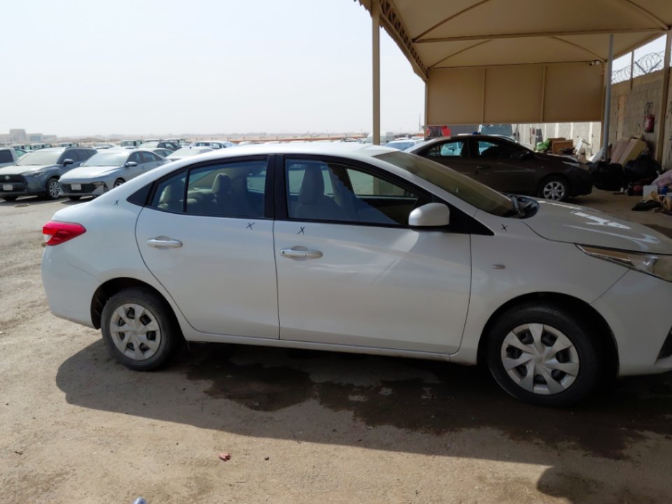 تويوتا يارس SD Y 2021 image