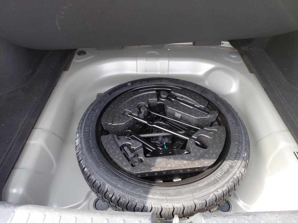 Geely Emgrand LUXURY  2023 image