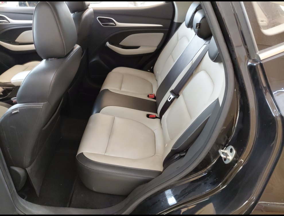 إم جي ZS LUX Sports  2021 image