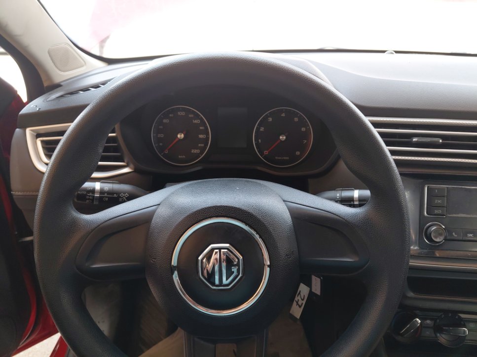 إم جي 5 STD 2022 image