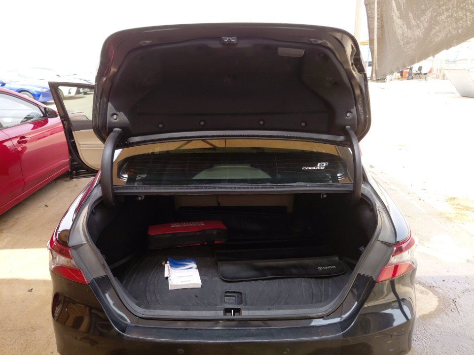 Toyota Camry GLE HEV  2024 image