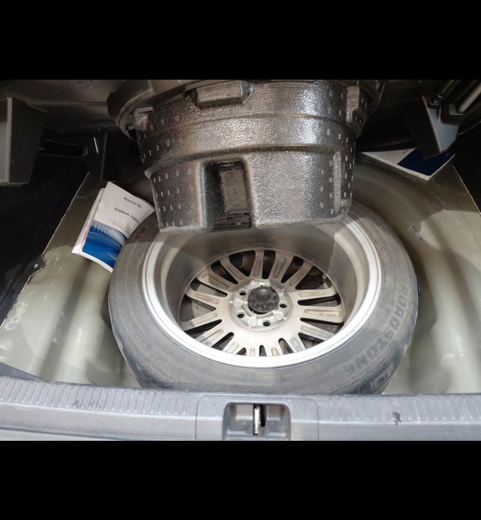 Toyota Camry GLE HEV  2024 image