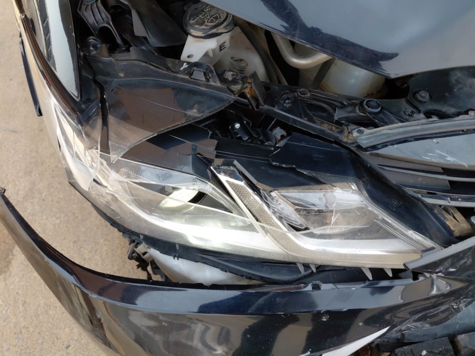 Toyota Camry GLE HEV  2024 image