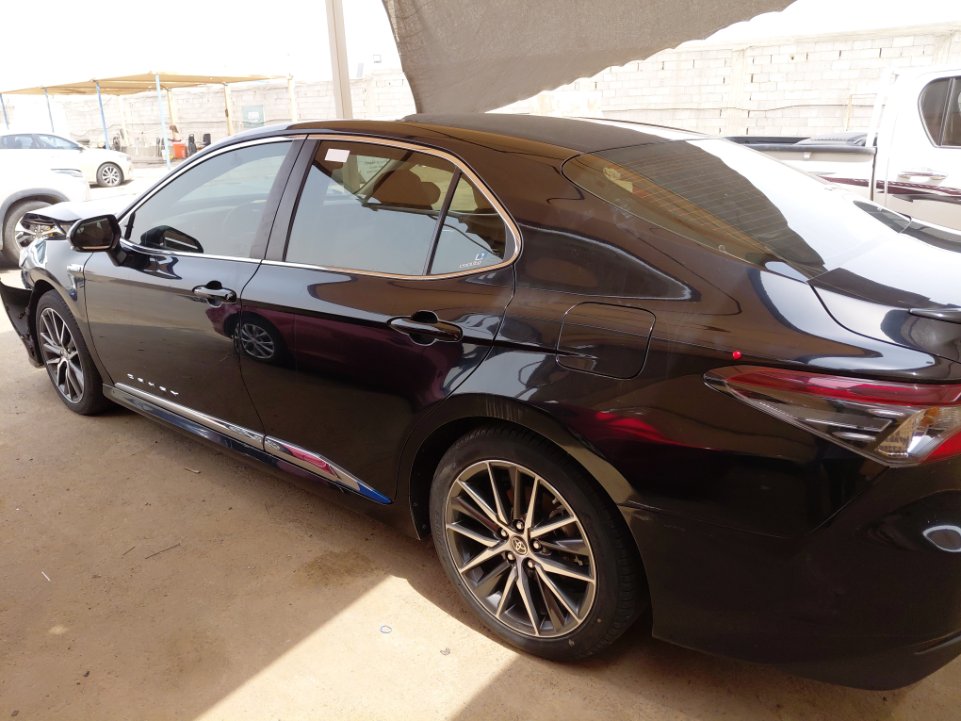 Toyota Camry GLE HEV  2024 image