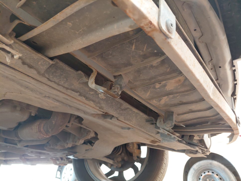 Maxus D60 LUX Sports  2023 image