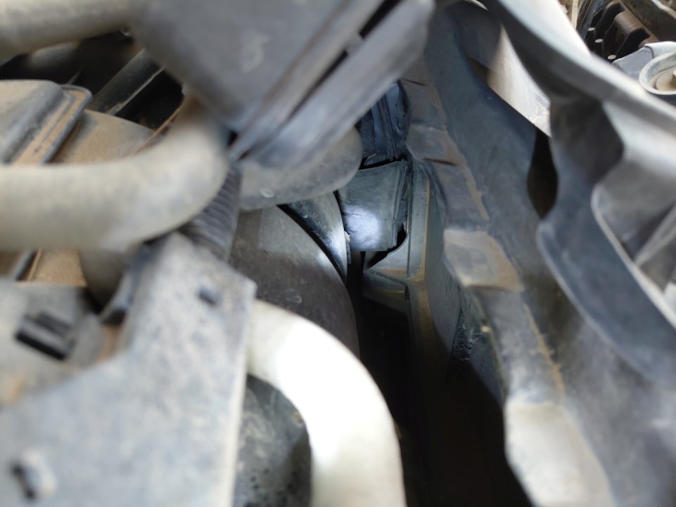 Toyota Camry GLE HEV  2024 image