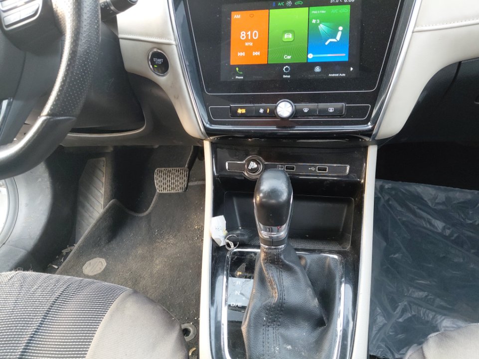 إم جي 5  2022 image