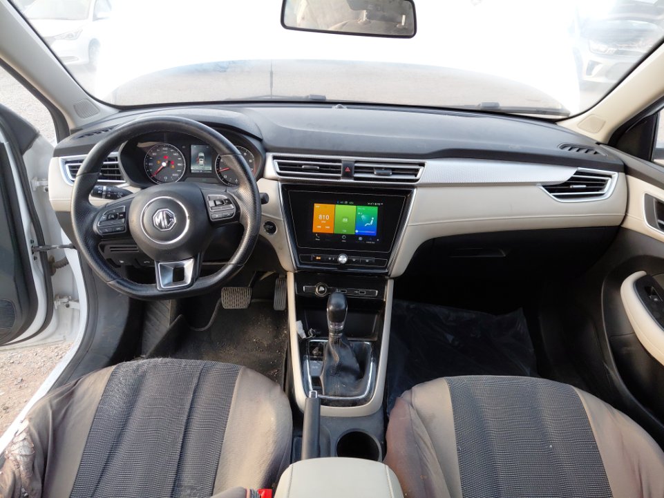 إم جي 5  2022 image