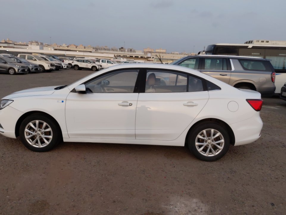 إم جي 5  2022 image