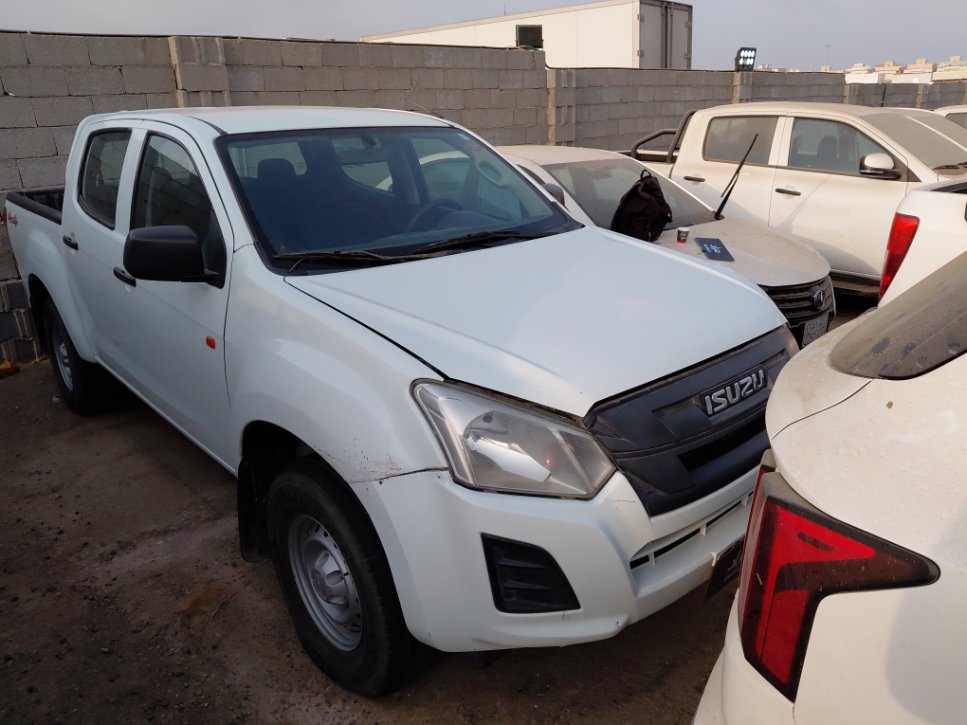 ايسوزو ديماكس 4x4 2023 image