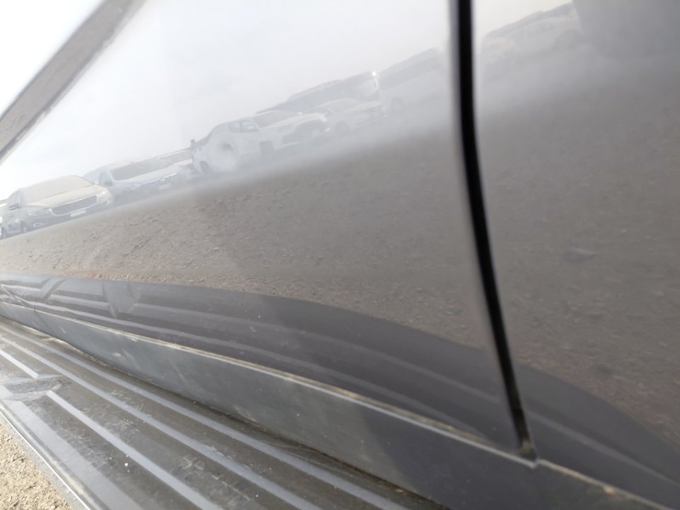 Chevrolet  Suburban  2022 image