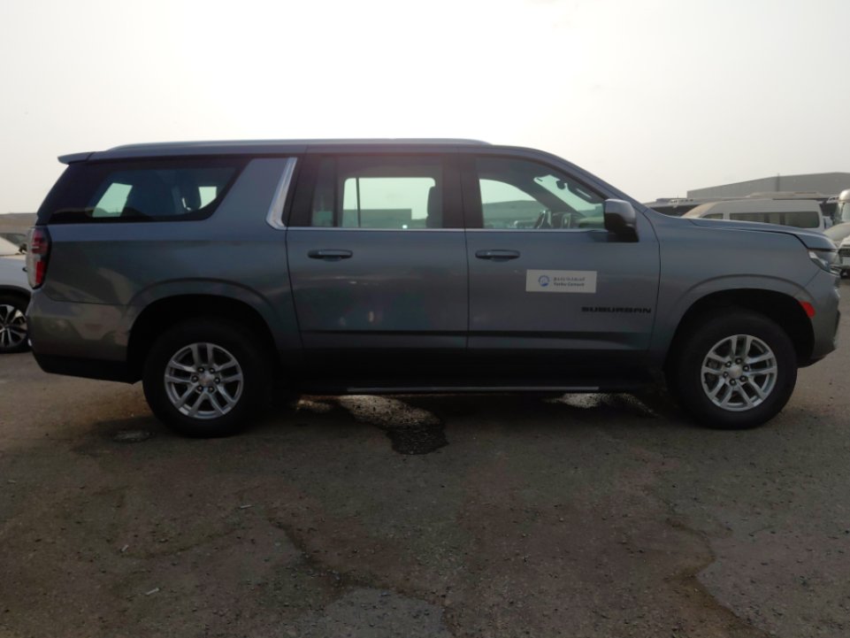 Chevrolet  Suburban  2022 image