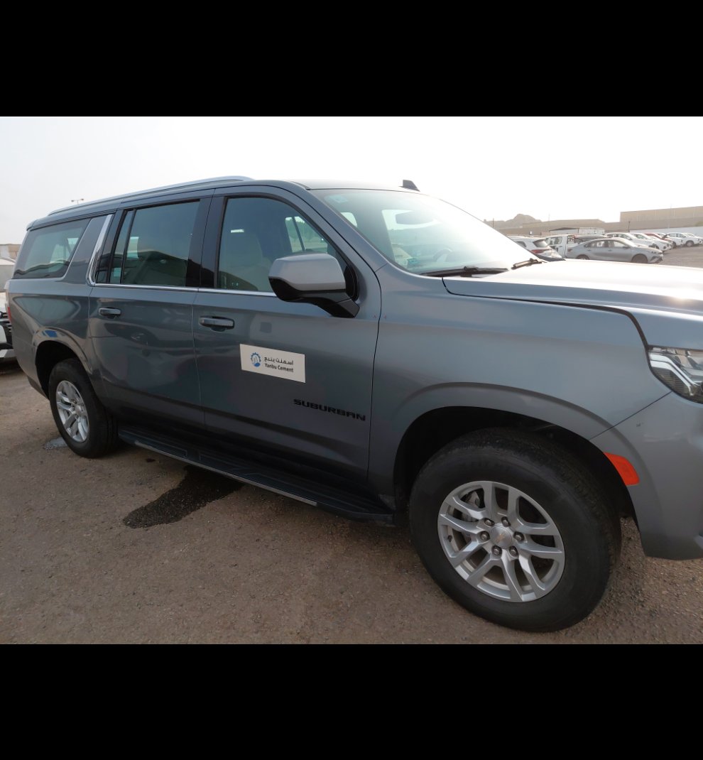 Chevrolet  Suburban  2022 image