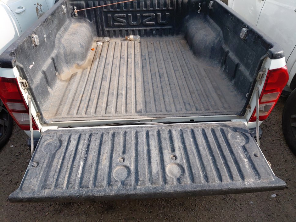 ايسوزو ديماكس 4x4 2022 image