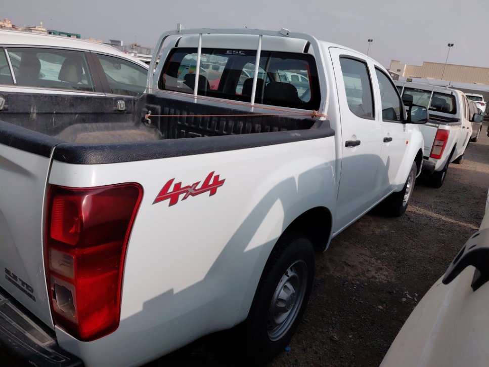 ايسوزو ديماكس 4x4 2022 image