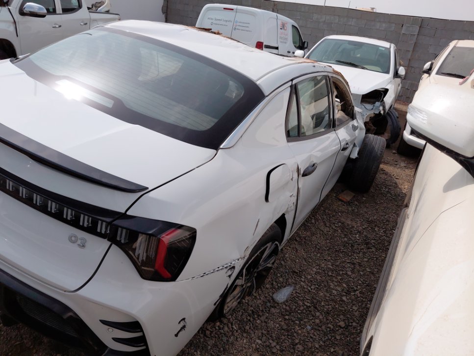 LYNK & CO 03   2024 image