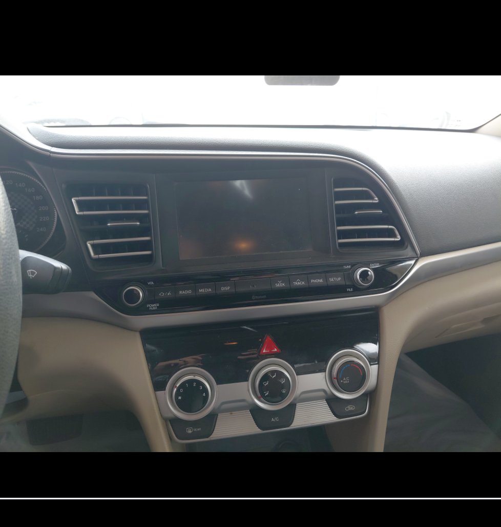 هيونداي إلنترا GL 2020 image