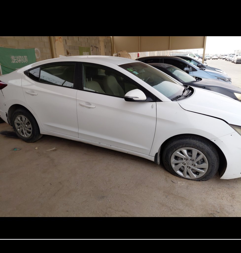 هيونداي إلنترا GL 2020 image