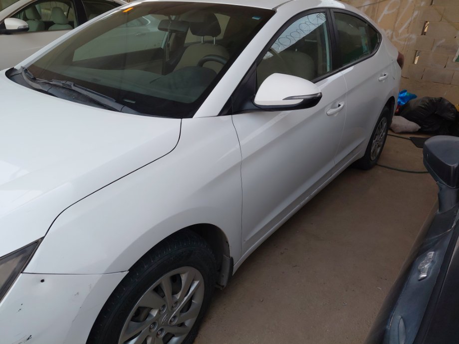 هيونداي إلنترا GL 2020 image