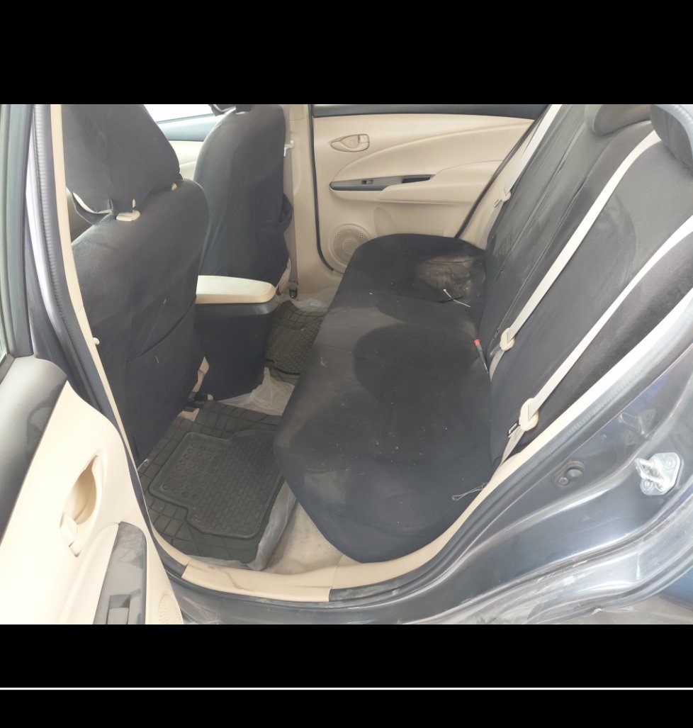 تويوتا يارس SD Y 2021 image