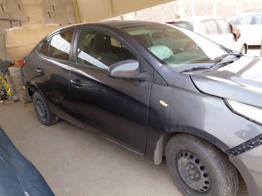 تويوتا يارس SD Y 2021 image