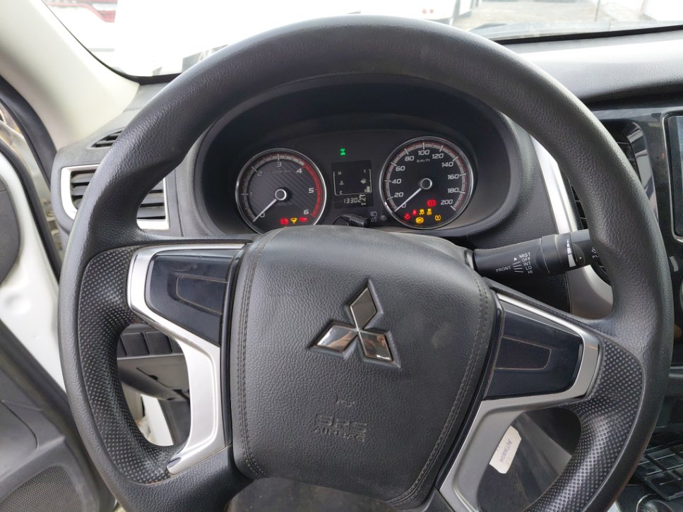 ميتسوبيشي L200  2023 image