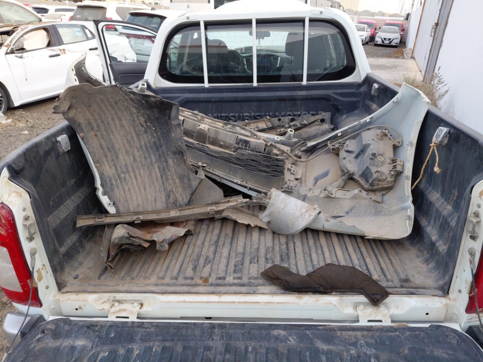 ميتسوبيشي L200  2023 image