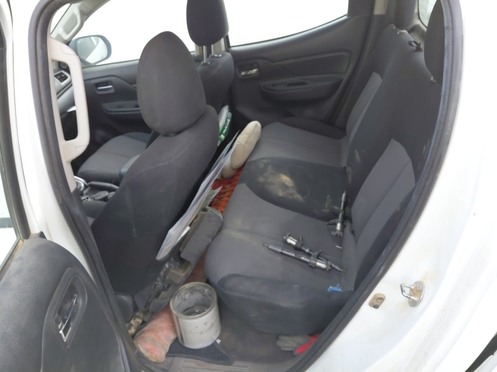 ميتسوبيشي L200  2023 image