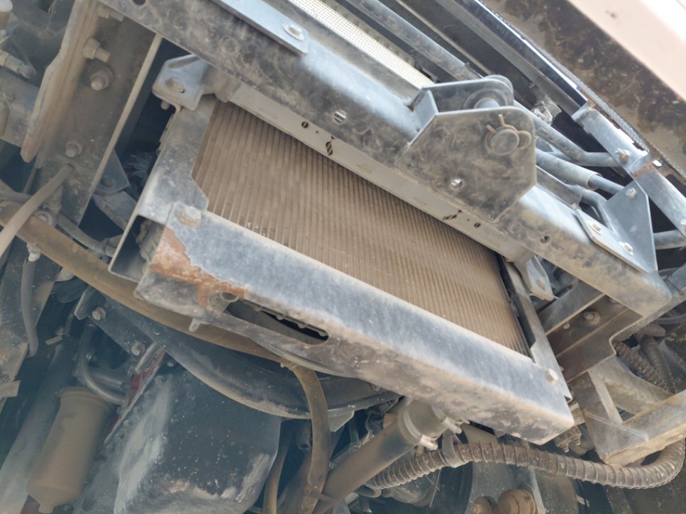 Ashok Leyland Falcon  2023 image