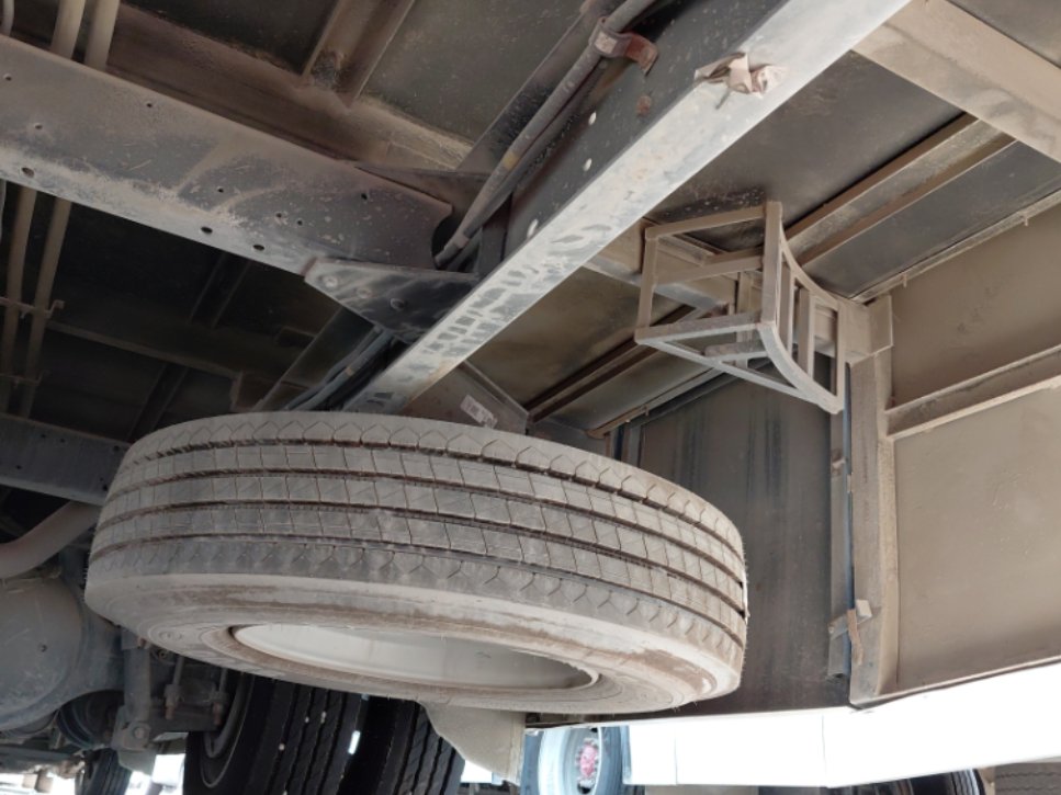 Ashok Leyland Falcon  2023 image