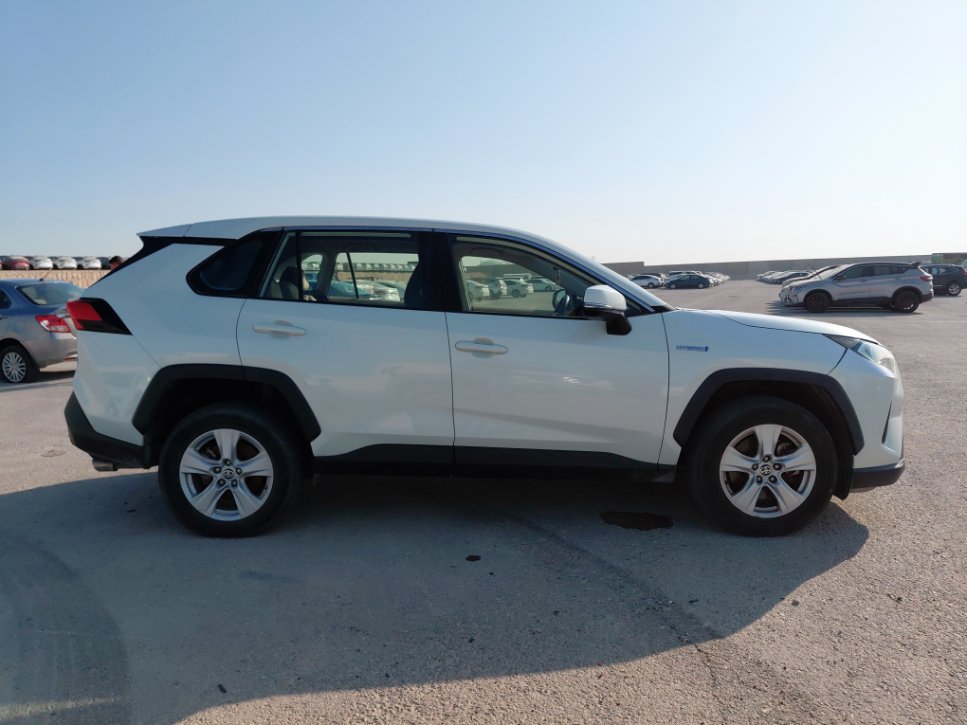 Toyota RAV4 LE 2 HEV SPORTS  2021 image