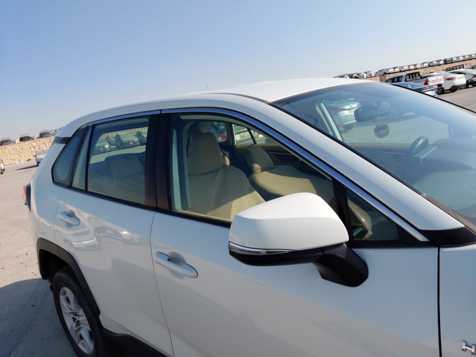 Toyota RAV4 LE 2 HEV SPORTS  2021 image