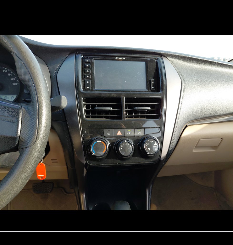 تويوتا يارس SD Y 2021 image