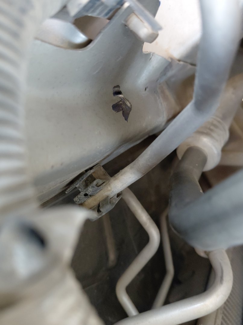 تويوتا يارس SD Y FLT 2022 image