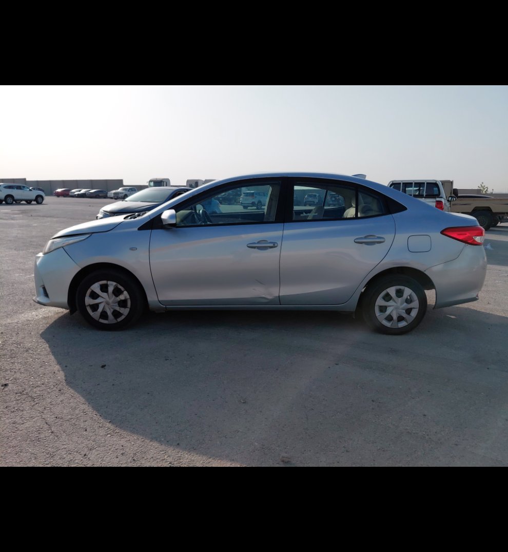 تويوتا يارس SD Y FLT 2022 image