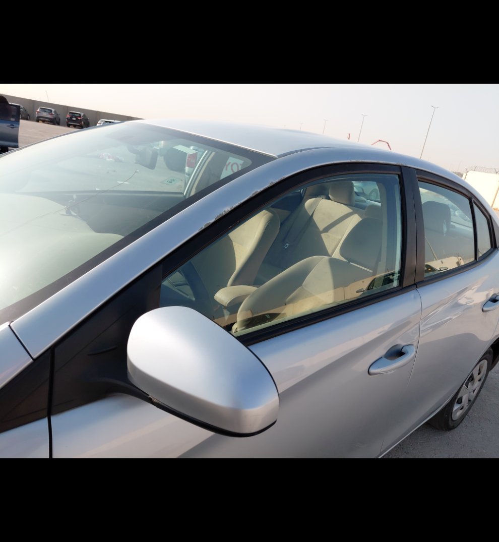 تويوتا يارس SD Y FLT 2022 image