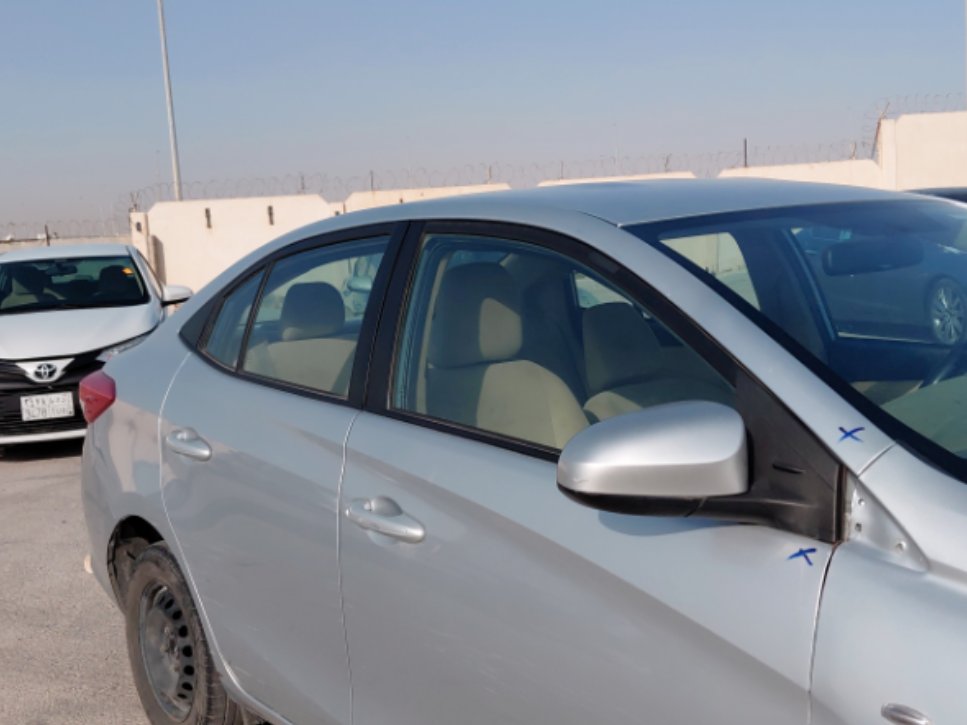 تويوتا يارس SD Y FLT 2022 image