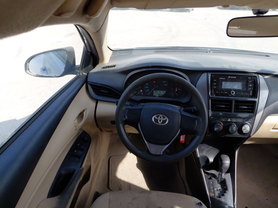 تويوتا يارس SD Y FLT 2021 image